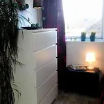 Stylish With Private Bathroom And Entrance Apartment
