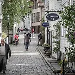 Apartment Stylish With Private Bathroom And Entrance Stavanger