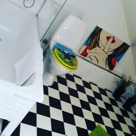 Apartmán Stylish With Private Bathroom And Entrance